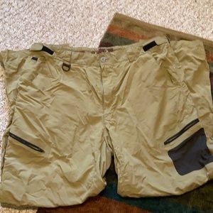 Like New Three Forks Ranch Fishing Pants